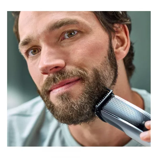 Recortadora eléctrica recargable para hombres Philips Norelco Series 5500 Beard & Hair - BT5511/49